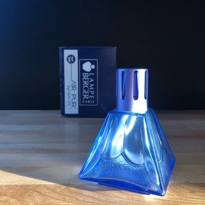 Berger lamp in Light blue